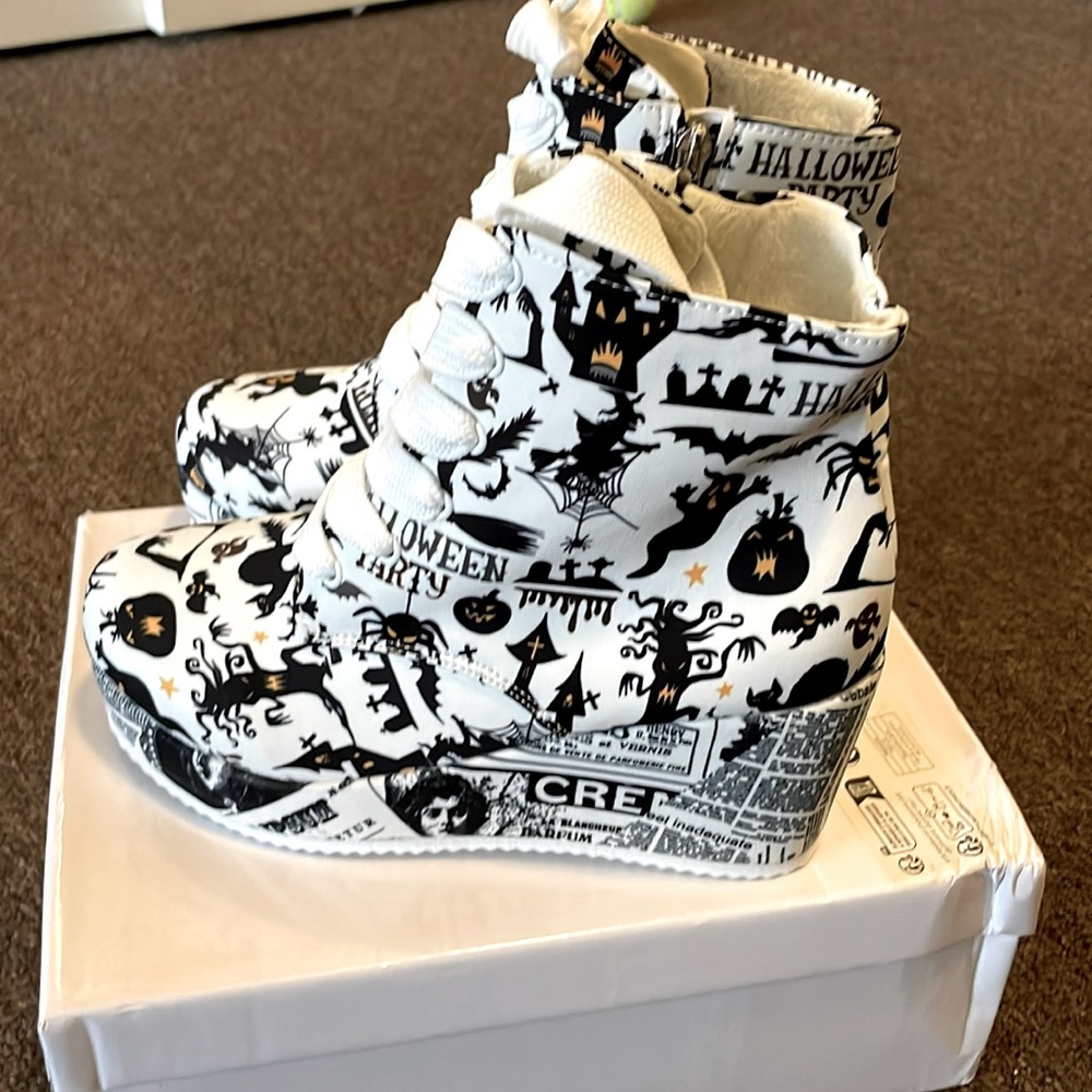 Halloween Wedges